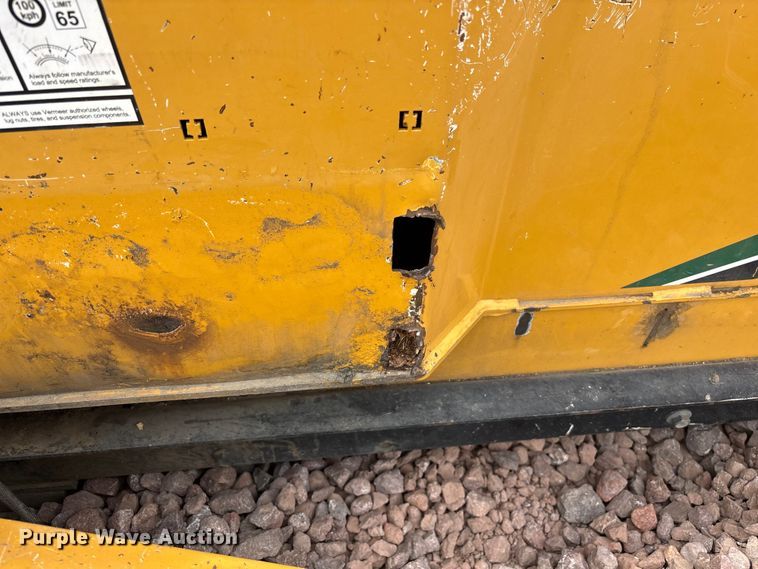 image for item YA3520 2015 Vermeer BC1500 wood chipper