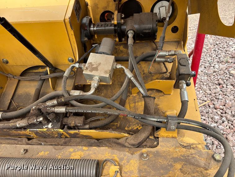 image for item YA3520 2015 Vermeer BC1500 wood chipper