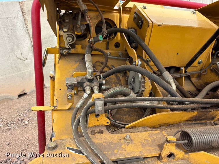 image for item YA3520 2015 Vermeer BC1500 wood chipper