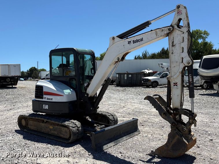 image for item YA3526 2018 Bobcat E50 mini excavator