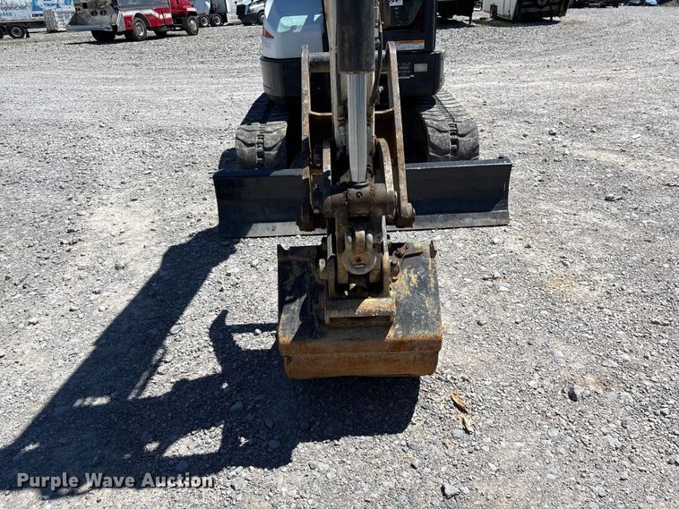 image for item YA3526 2018 Bobcat E50 mini excavator