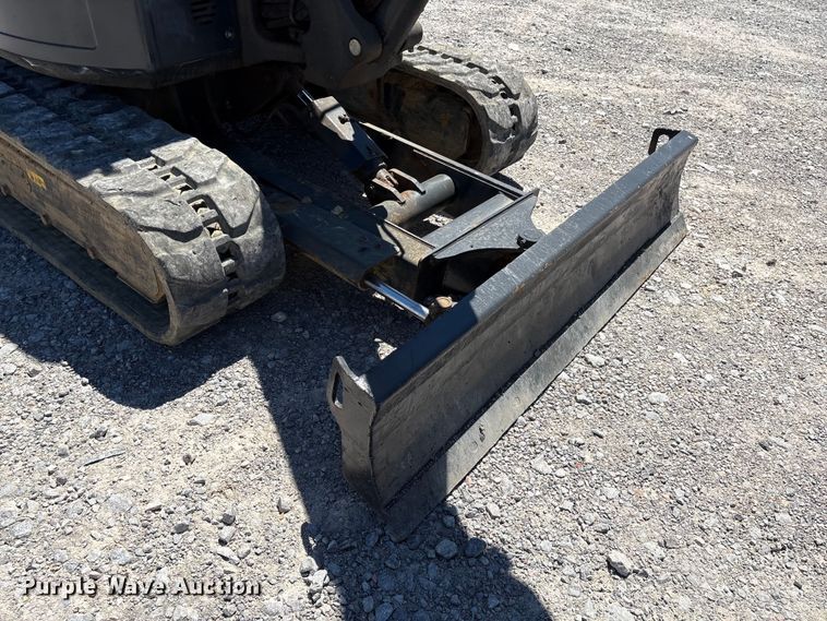 image for item YA3526 2018 Bobcat E50 mini excavator