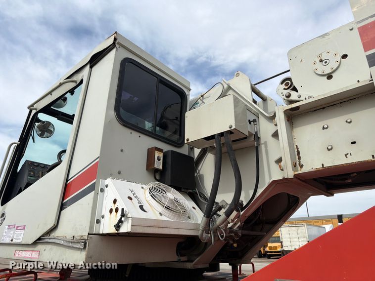 image for item YA3552 2012 Link-Belt RTC8030 crane