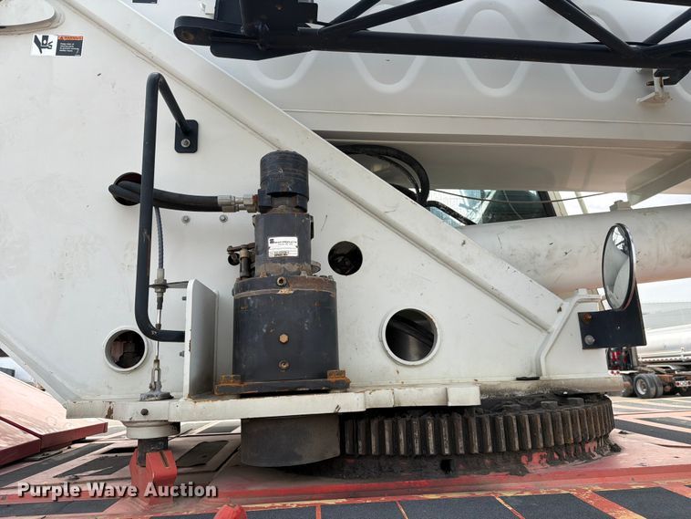 image for item YA3552 2012 Link-Belt RTC8030 crane