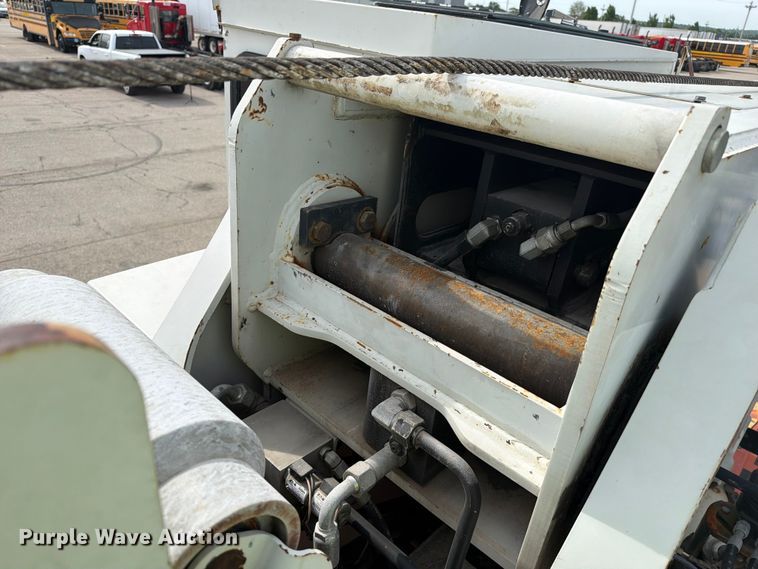 image for item YA3552 2012 Link-Belt RTC8030 crane
