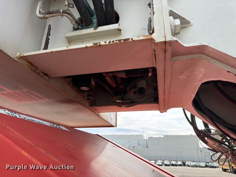 image for item YA3552 2012 Link-Belt RTC8030 crane