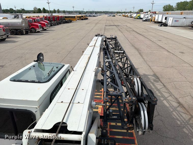 image for item YA3552 2012 Link-Belt RTC8030 crane