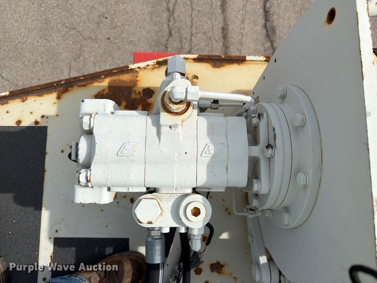 image for item YA3552 2012 Link-Belt RTC8030 crane