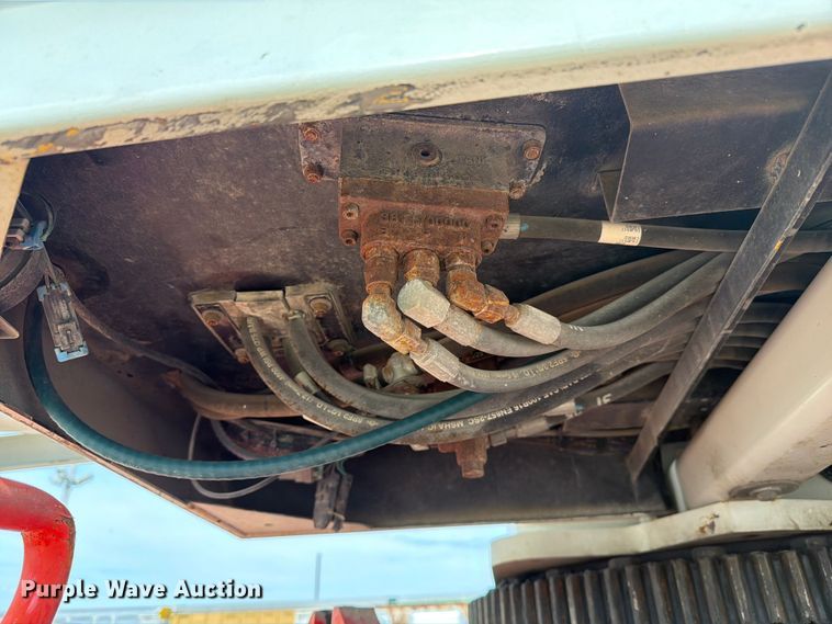 image for item YA3552 2012 Link-Belt RTC8030 crane