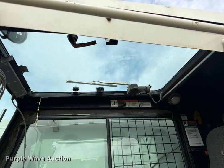image for item YA3552 2012 Link-Belt RTC8030 crane