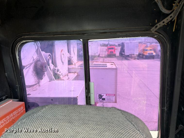 image for item YA3552 2012 Link-Belt RTC8030 crane