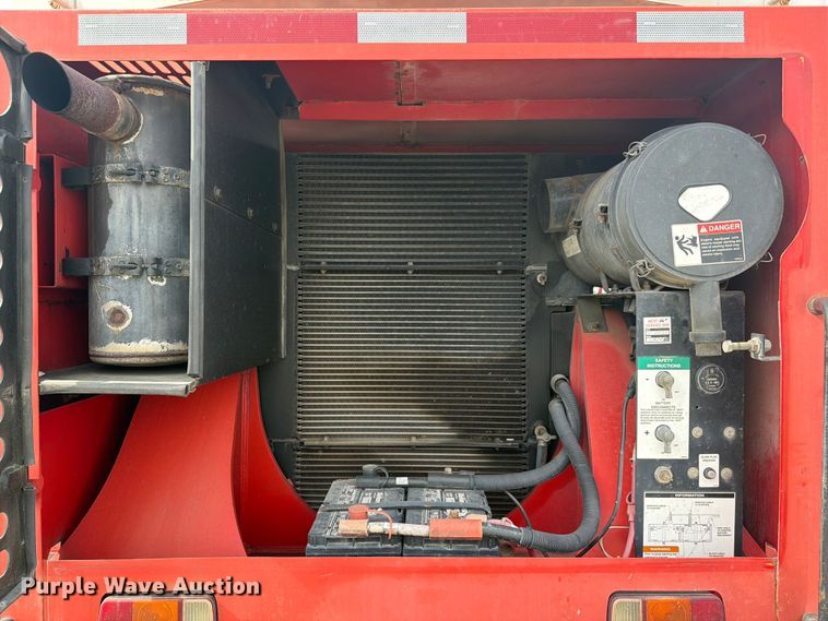 image for item YA3552 2012 Link-Belt RTC8030 crane