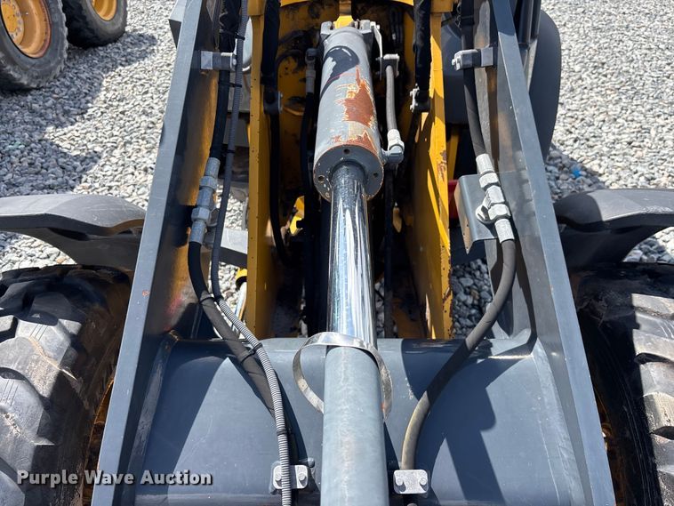 image for item YA3622 2021 John Deere 204L compact wheel loader