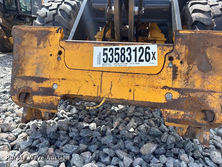 image for item YA3622 2021 John Deere 204L compact wheel loader