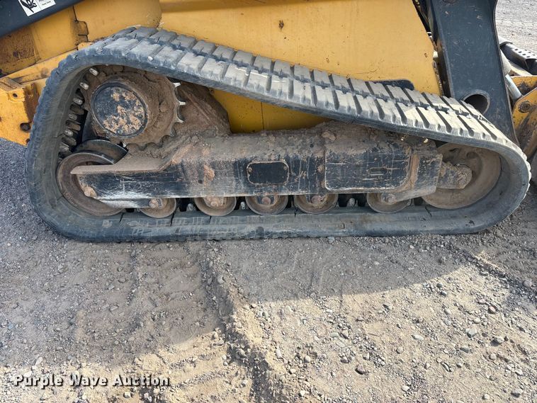 image for item YA3637 2013 John Deere 329D tracked skid steer loader