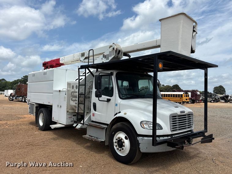 image for item YA3644 2015 Freightliner Business Class M2 forestry bucket truck
