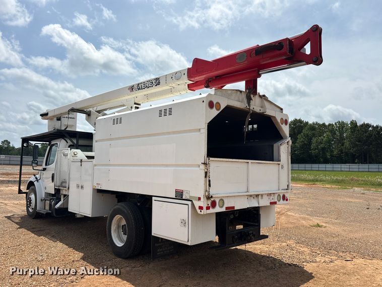 image for item YA3644 2015 Freightliner Business Class M2 forestry bucket truck