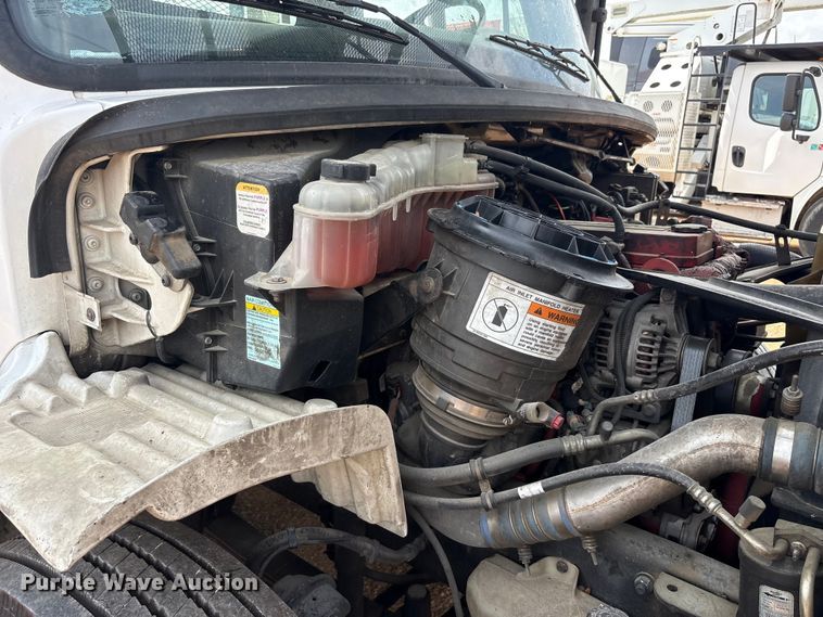 image for item YA3644 2015 Freightliner Business Class M2 forestry bucket truck