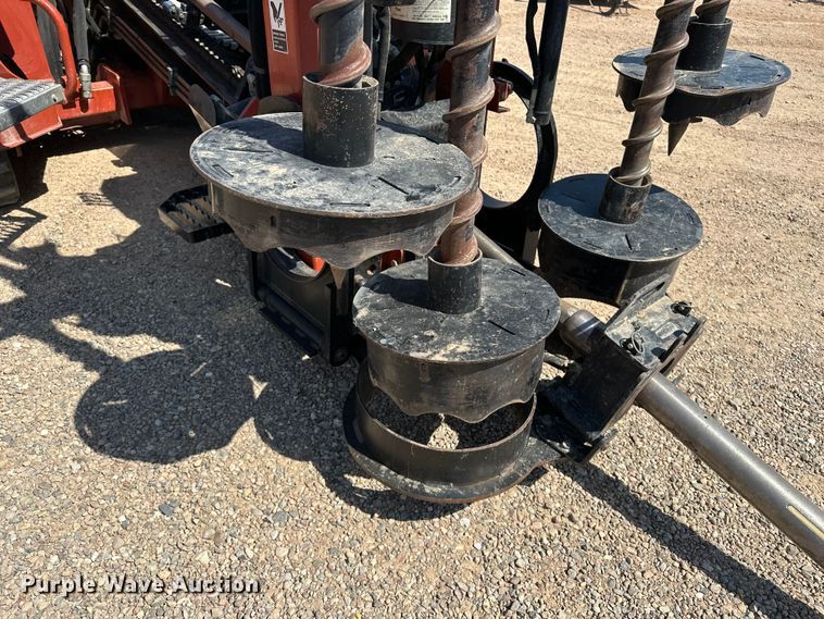 image for item EA4888 2001 Ditch Witch JT2720 directional boring unit