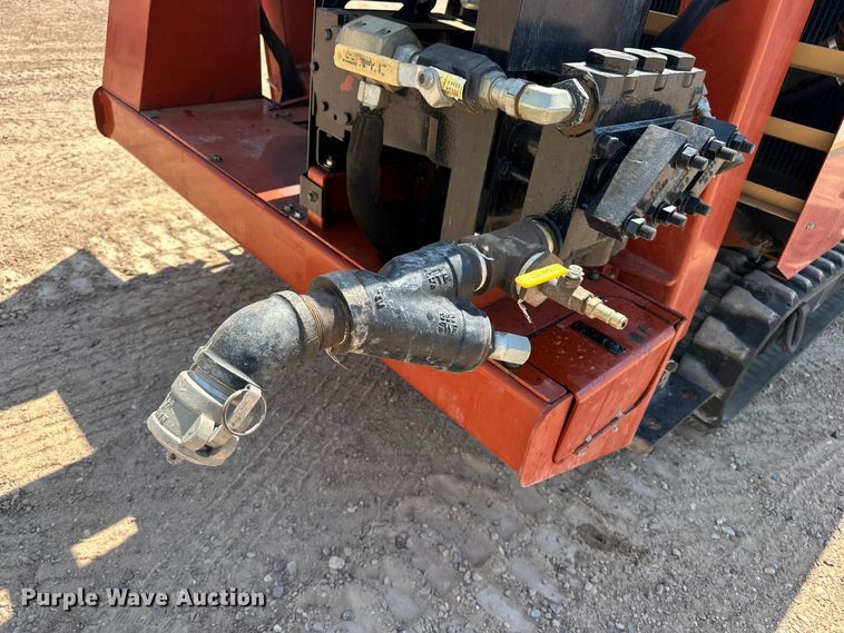 image for item EA4888 2001 Ditch Witch JT2720 directional boring unit
