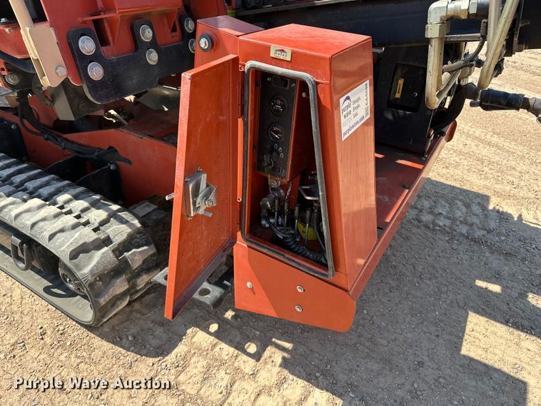 image for item EA4888 2001 Ditch Witch JT2720 directional boring unit