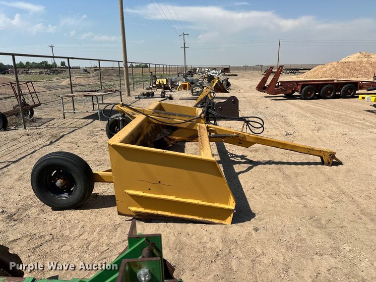 image for item EA4890 Land leveler