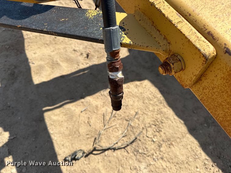 image for item EA4890 Land leveler