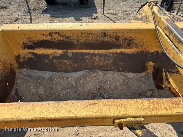 image for item EA4890 Land leveler