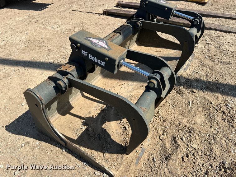 image for item EA4894 2016 Bobcat GRPL80 INDL BKT skid steer grapple bucket