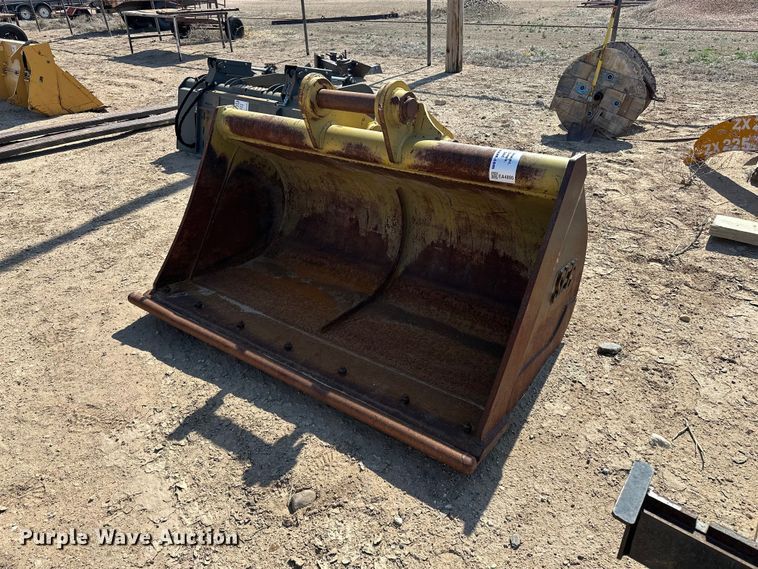 image for item EA4895 SEC excavator bucket