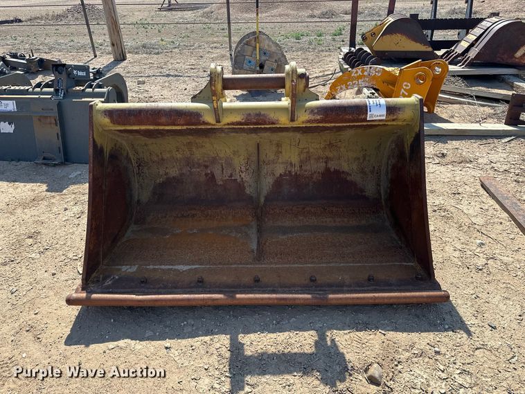 image for item EA4895 SEC excavator bucket