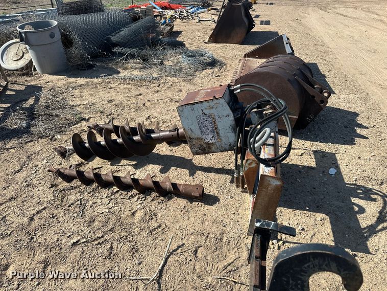 image for item EA4897 Lowe 1650E skid steer auger