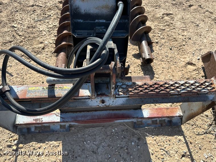 image for item EA4897 Lowe 1650E skid steer auger