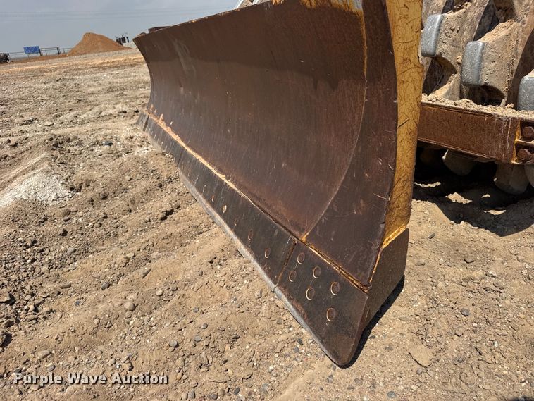 image for item EW4607 1979 Caterpillar 815 soil compactor
