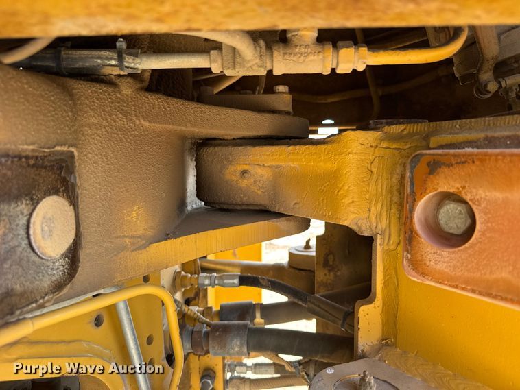 image for item EW4607 1979 Caterpillar 815 soil compactor