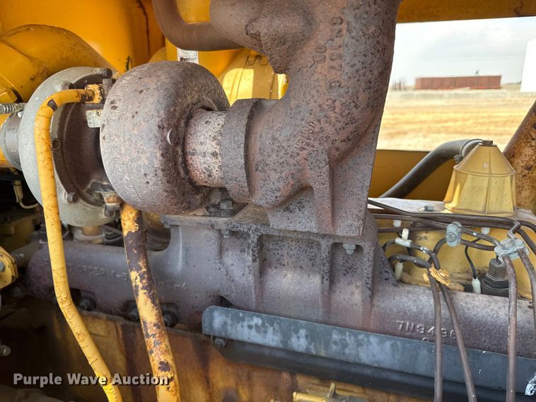 image for item EW4607 1979 Caterpillar 815 soil compactor