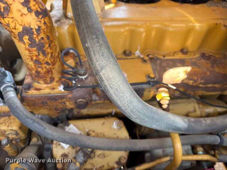 image for item EW4607 1979 Caterpillar 815 soil compactor