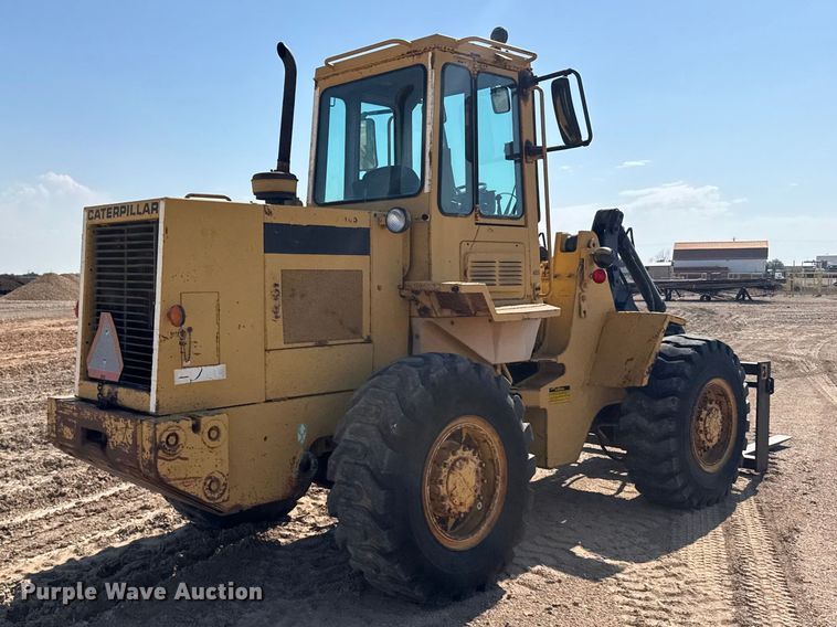 image for item EW4608 1985 Caterpillar IT28 wheel loader