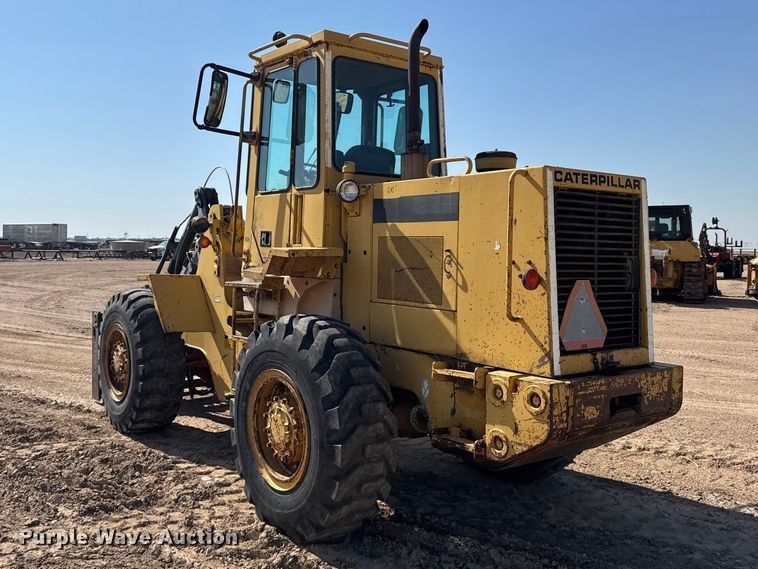 image for item EW4608 1985 Caterpillar IT28 wheel loader