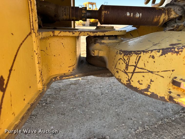 image for item EW4608 1985 Caterpillar IT28 wheel loader