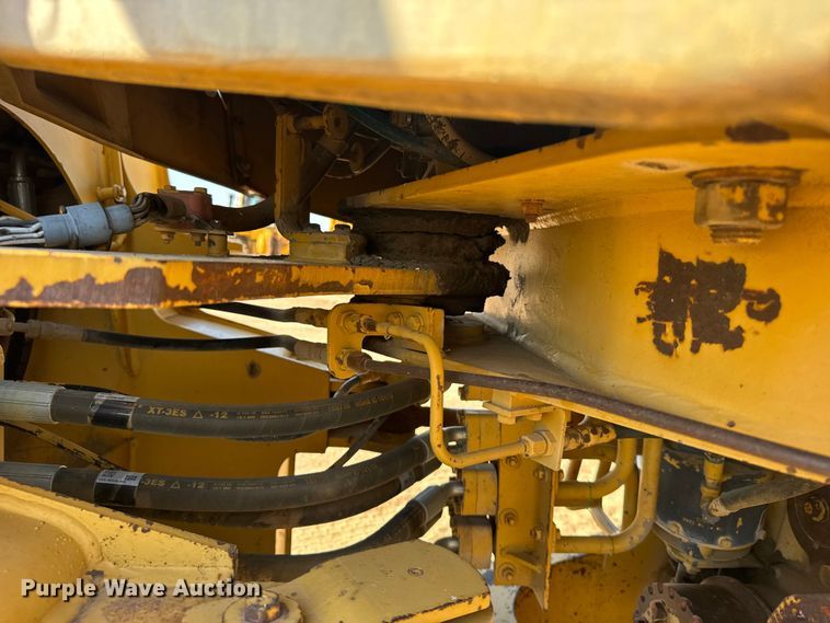 image for item EW4608 1985 Caterpillar IT28 wheel loader