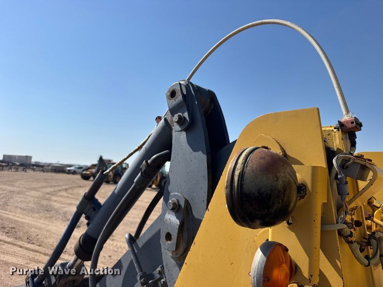 image for item EW4608 1985 Caterpillar IT28 wheel loader