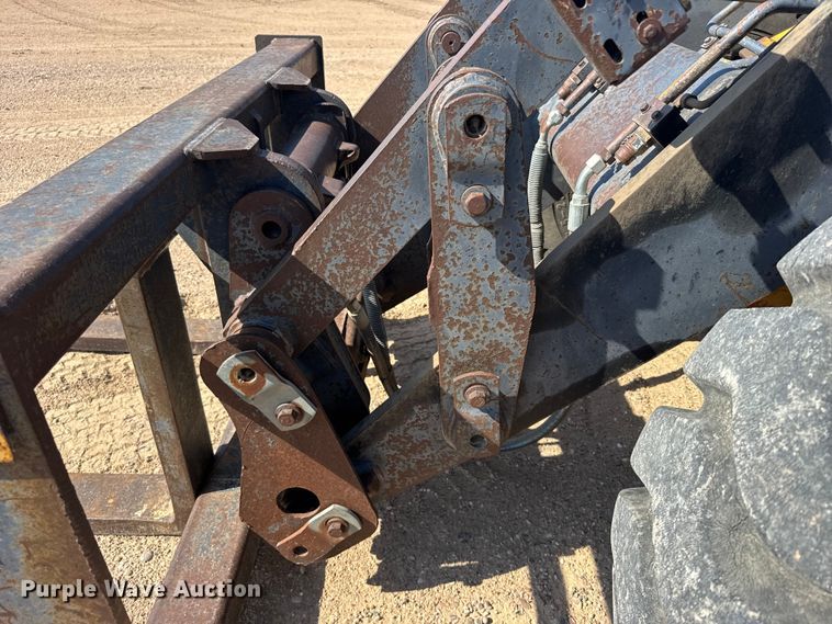 image for item EW4608 1985 Caterpillar IT28 wheel loader