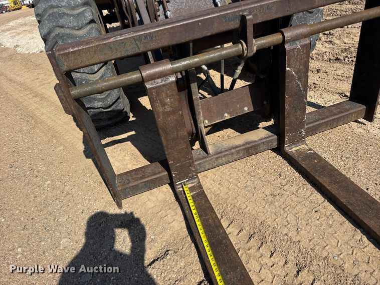 image for item EW4608 1985 Caterpillar IT28 wheel loader