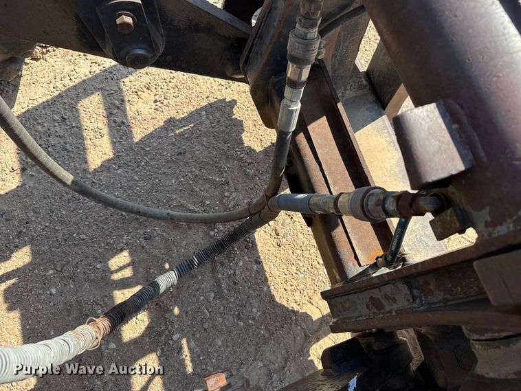 image for item EW4608 1985 Caterpillar IT28 wheel loader