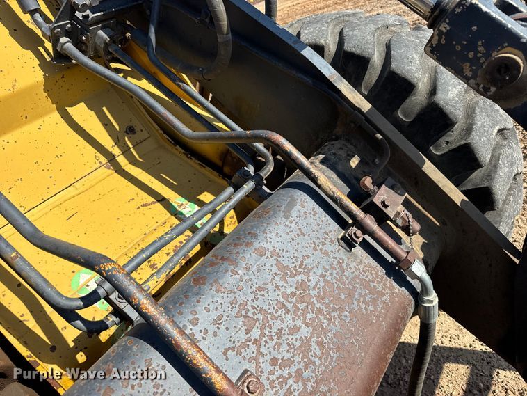 image for item EW4608 1985 Caterpillar IT28 wheel loader