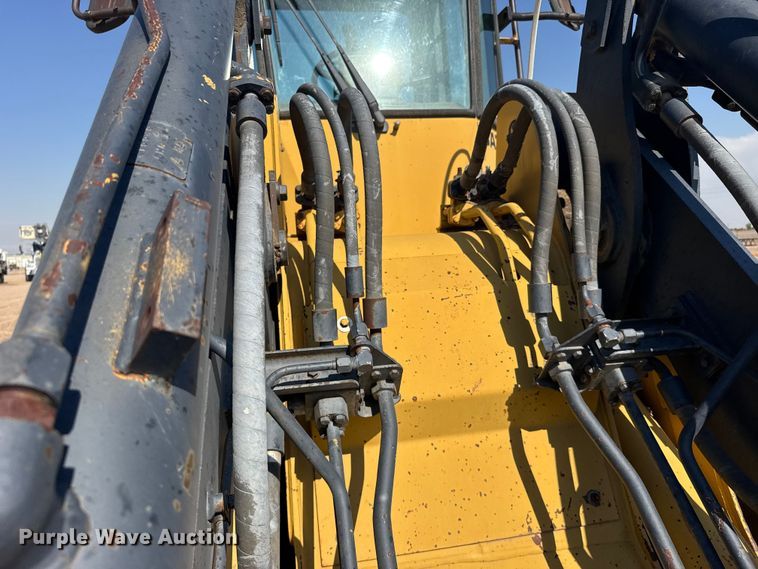 image for item EW4608 1985 Caterpillar IT28 wheel loader