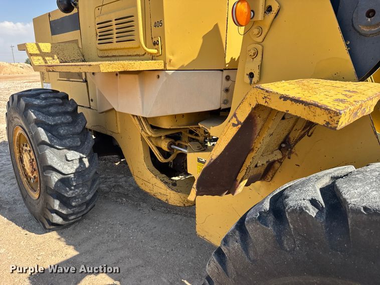 image for item EW4608 1985 Caterpillar IT28 wheel loader
