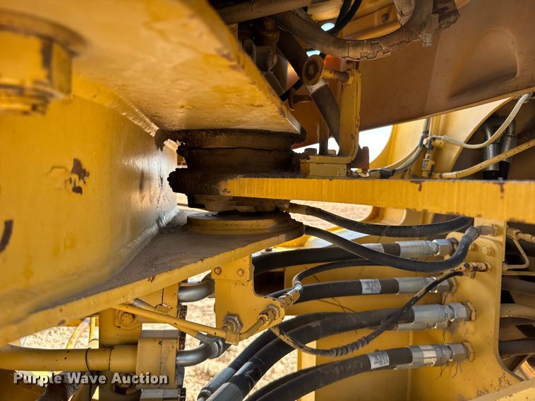 image for item EW4608 1985 Caterpillar IT28 wheel loader