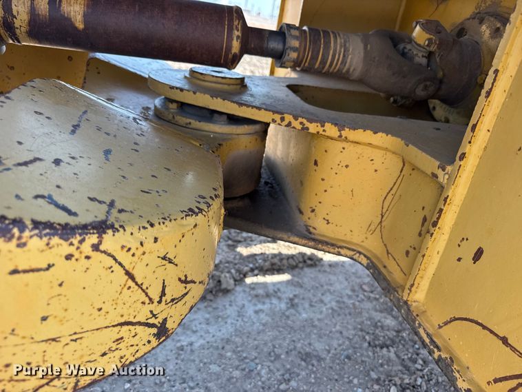 image for item EW4608 1985 Caterpillar IT28 wheel loader